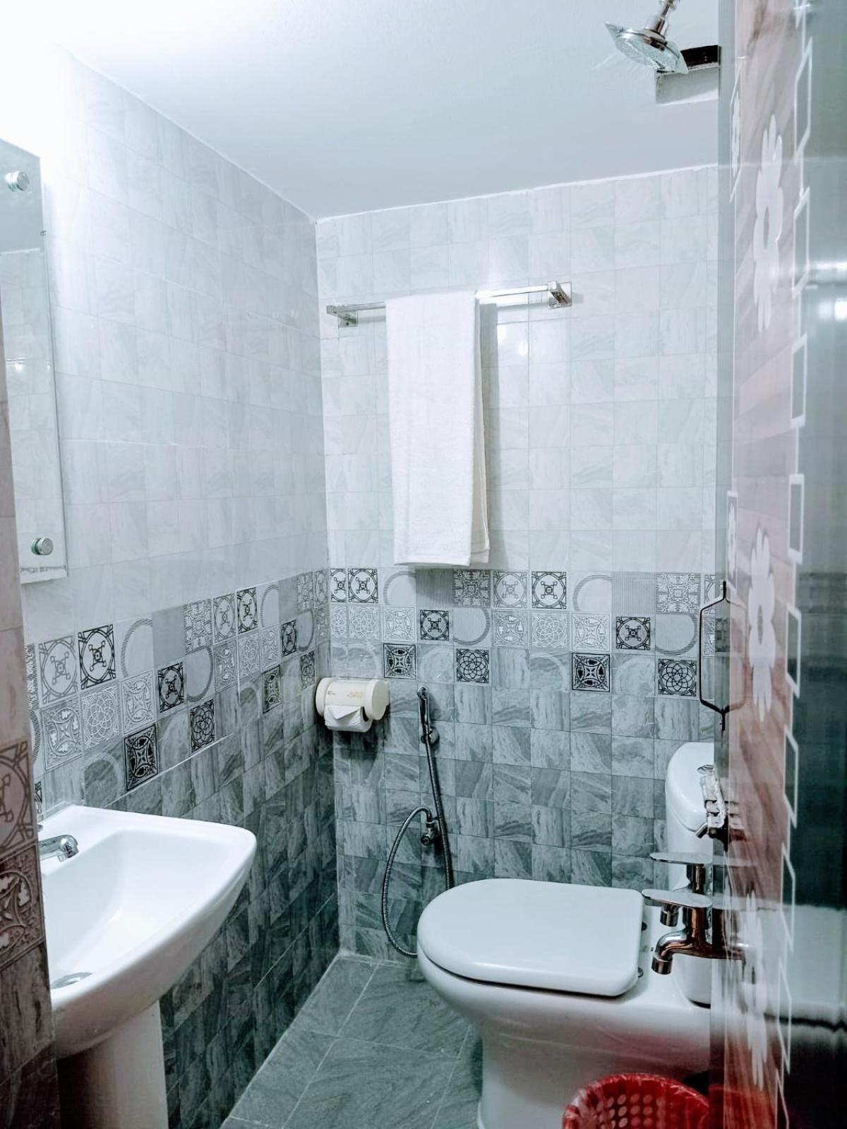 Hotel Grand Rahmania, Central Motijheel-Дакка Экстерьер фото